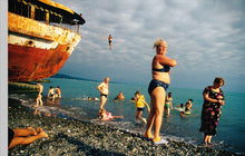 Load image into Gallery viewer, Magnum Streetwise: The Ultimate Collection of Street Photography