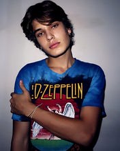 Load image into Gallery viewer, Yearbook Fanzine #18