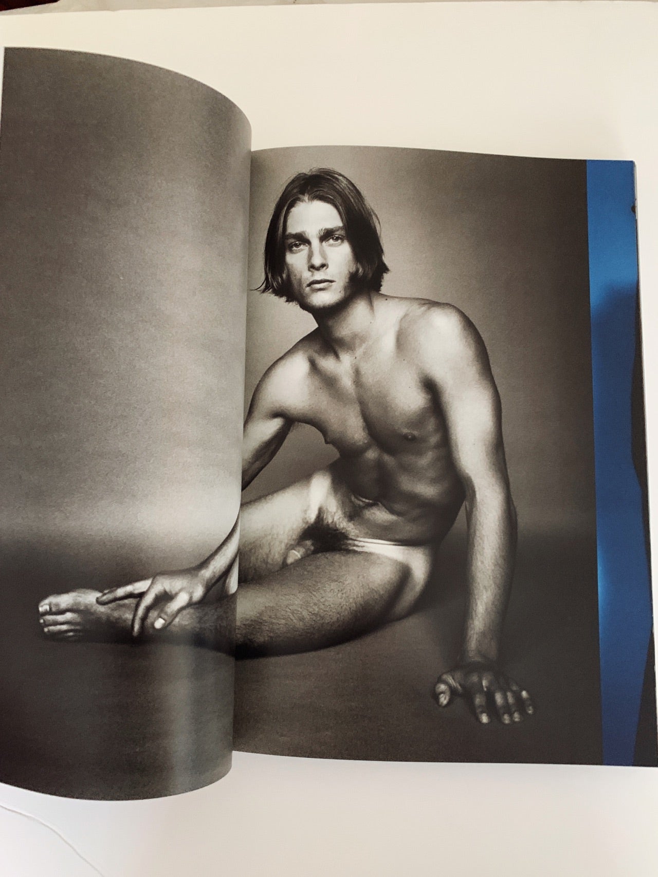 Mario Testino - Undressed (Softback)